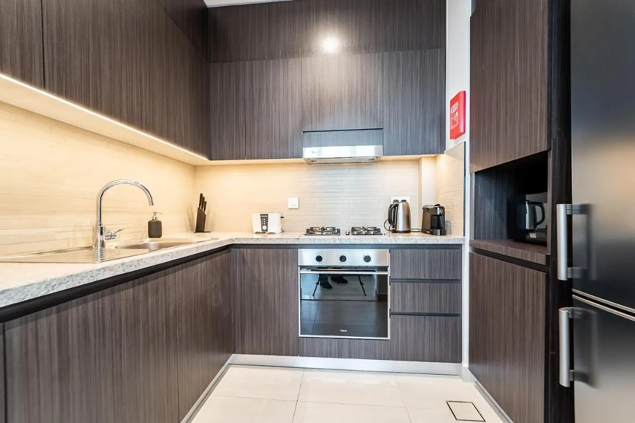 Luxury Staycation - Fancy Apartment Connected To Burj Khalifa Dubai