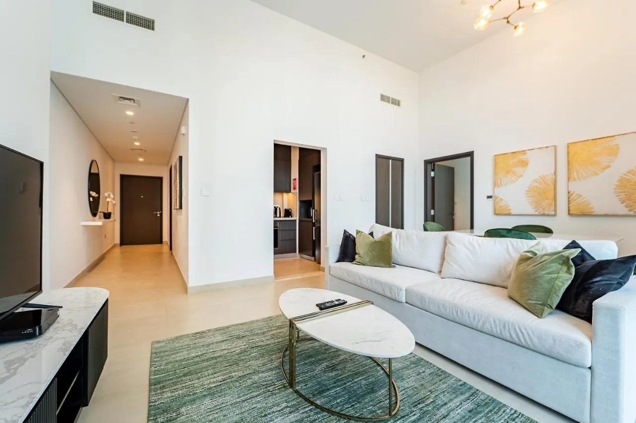 Luxury Staycation - Fancy Apartment Connected To Burj Khalifa Dubai 0*,