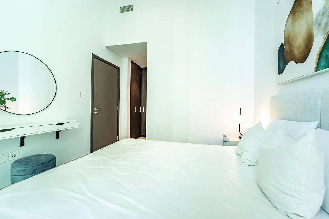 Luxury Staycation - Fancy Apartment Connected To Burj Khalifa Dubai